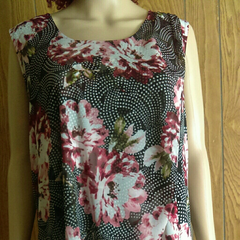 Adele and May Women's Plus Size 3X Floral  Blouse